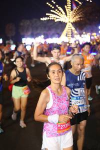 BIB: 27390, 40411
                            <button type="button" onclick="openModal(23192667)" class="btn btn-primary btn-sm float-right btn-popup" data-toggle="modal" data-target=".modal-high-quality">
                        <i class="fas fa-shopping-cart"></i> Add to Cart
                    </button>
                                            <button type="button" onclick="isThisMe(23192667, true)" class="btn btn-success btn-sm float-right btn-popup btn-isme hidden" data-toggle="tooltip" data-placement="bottom" title="นี่คือรูปของคุณใช่ไหม คลิกที่นี่เพื่อเอาเข้าอัลบั้ม">
                        <i class="fas fa-plus"></i> Add to album
                    </button>
                    <button type="button" onclick="isThisMe(23192667, false)" class="btn btn-warning btn-sm float-right btn-popup btn-isnotme hidden">
                        <i class="fas fa-ban"></i> Remove from album
                    </button>